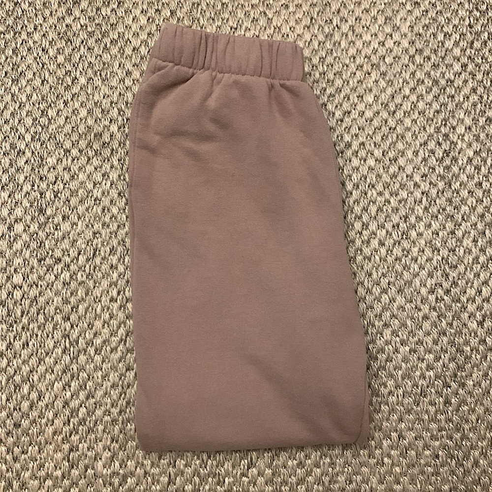 Hollister ultra high-rise women’s dad joggers